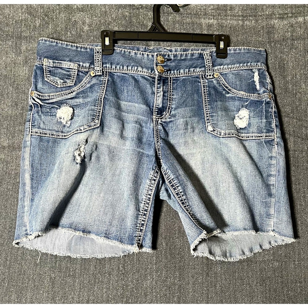 Maurices Womens Size 20 Blue Denim Cut Off Shorts Mid Rise Distressed 7"Inseam